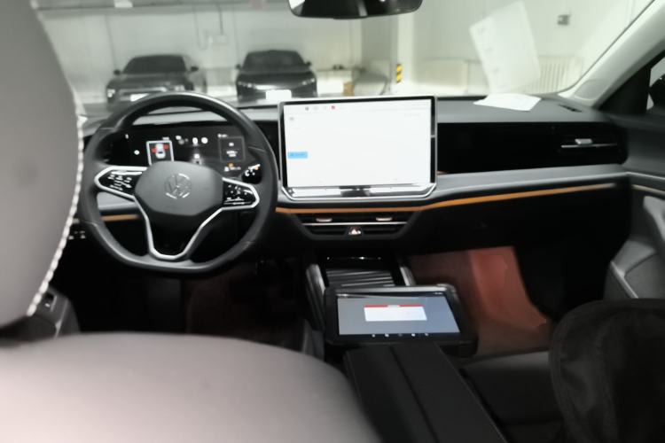 Used Volkswagen Magotan 2024 380TSI DSG Prestige Edition DaMai Package