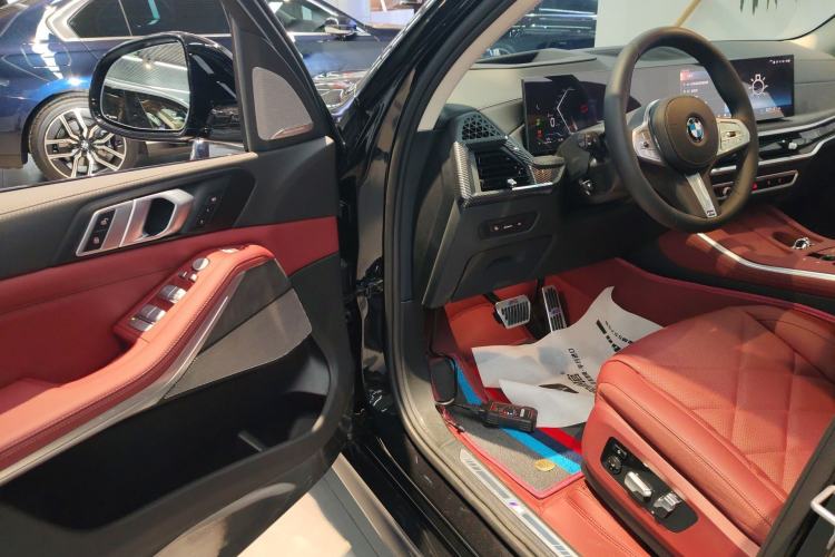 Used BMW X5 2026 Model, xDrive 30Li Prestige M Sport Night Package Driver Seat