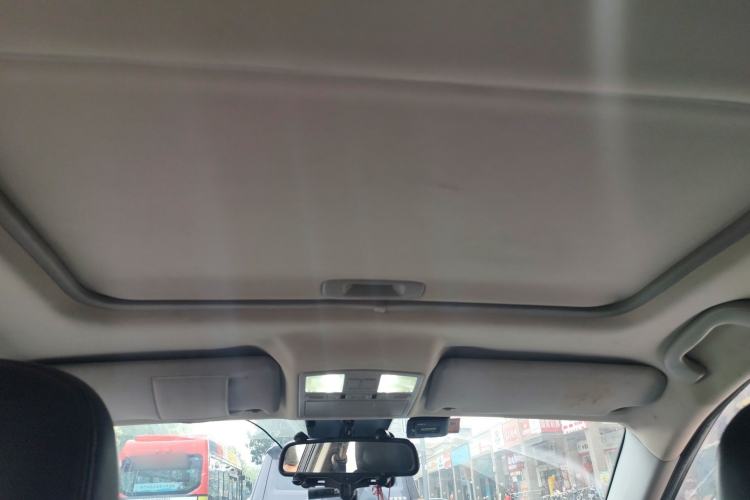 Used Bestune X80 2013 2.0L automatic comfort version