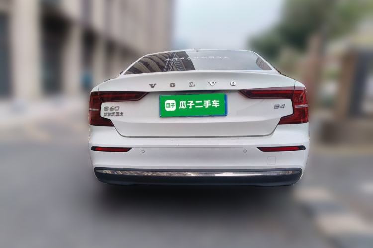 Used Volvo S60 2023 B4 Zhiyuan Luxury Edition