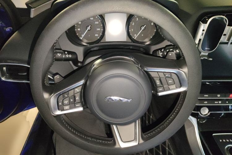 Used Jaguar XEL 2019 2.0T 200 PS Luxury Edition