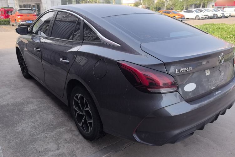 Used MG 5 2023 180 DVVT Manual Fashion Edition
