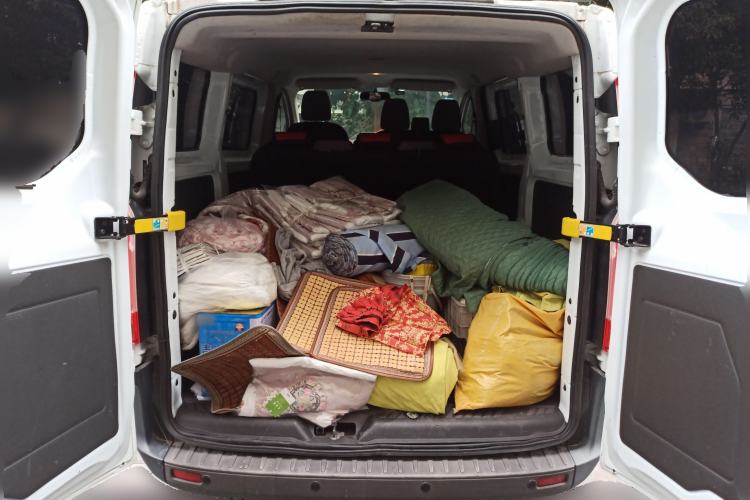 Used Ford Transit 2017 2.0T Diesel Multi-Purpose Commercial Vehicle Short Wheelbase Low Roof China IV Standard