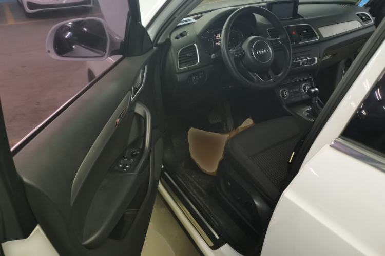 Used Audi Q3 2015 30 TFSI Ambition Edition