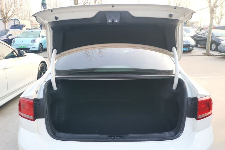 Used Volkswagen Lamando 2015 230TSI DSG Fashion Edition