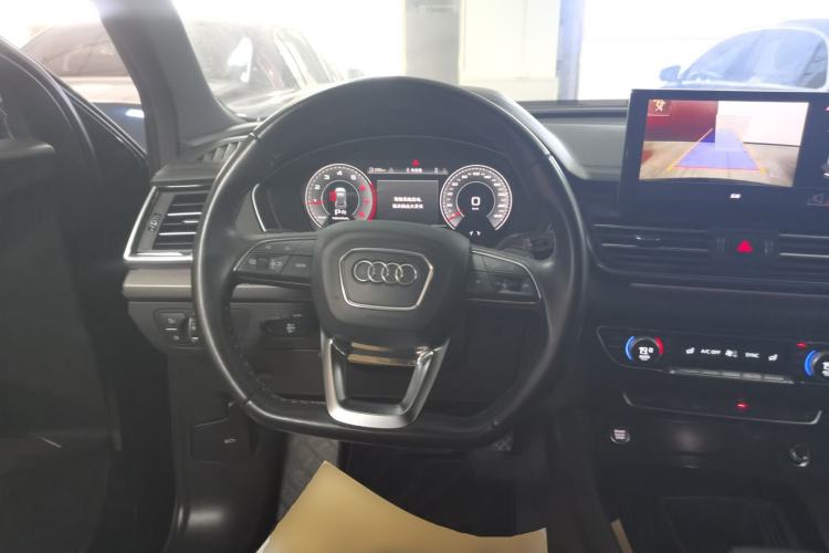 Used Audi Q5L 2023 40T Fashionable and Dynamic Edition

