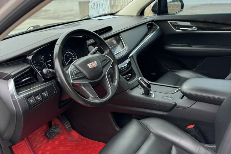 Used Cadillac XT5 2018 25T Luxury Model