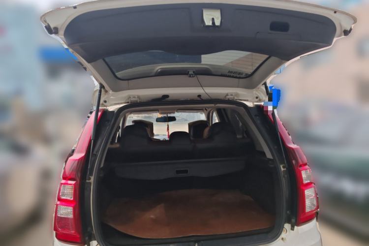 Used FORTHING Joyear X5 2016 1.6L Manual Luxury Model Trunk