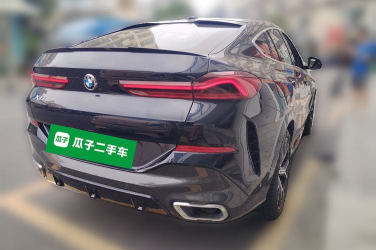 Used BMW X6 2020 xDrive40i Luxury Model with M Sport Package Rear Right 45 Deg