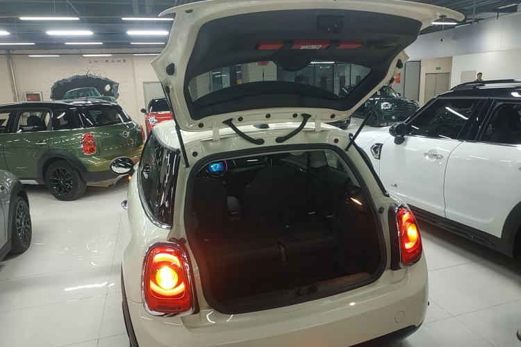 Used MINI 2019 1.5T ONE PLUS Trunk