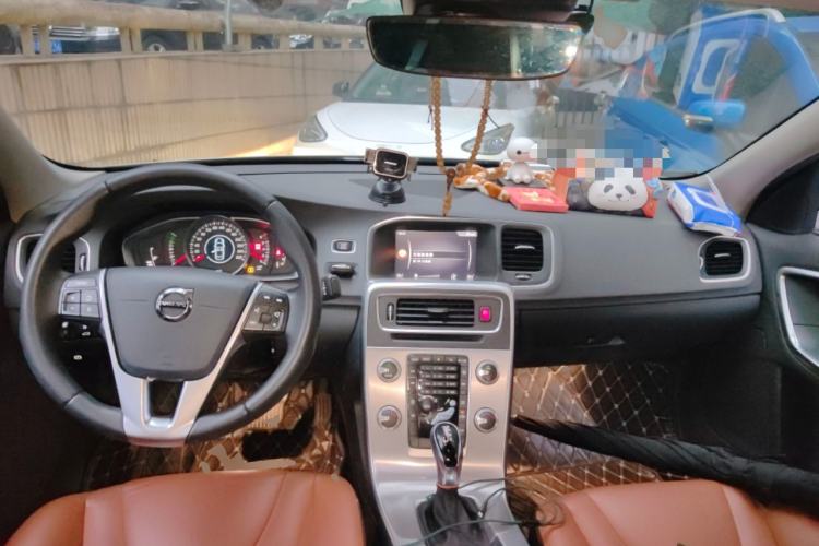 Used Volvo S60 2019 S60L Facelift T5 Intelligent Advanced Edition
