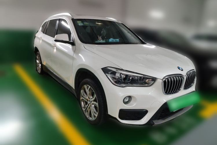 Used BMW X1 2018 sDrive20Li Leading Model Front Right 45 Deg