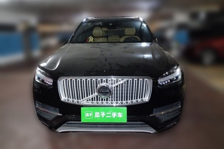 Used Volvo XC90 
