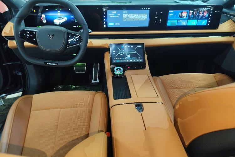 Used VOYAH PASSION 2024 PHEV Four-Wheel Drive Ultra-Long Range Flagship Model