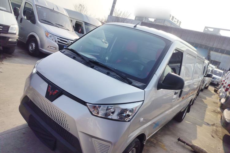 Used Wuling EV50 2021 Van Logistics Vehicle - Huishitong Penghui 43.2 kWh Li-Ion Electric Control System