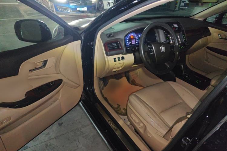 Used Toyota Crown 2010 2.5L Royal Leather Sunroof Navigation Edition