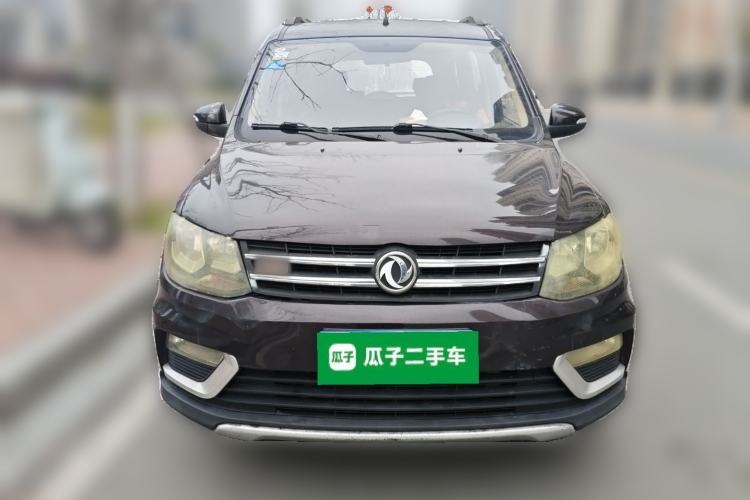 Used Dongfeng Fengon 370 2016 1.5L Manual Elite Travel Edition 7 Seats
