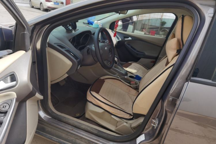 Used Ford Focus 2012 Sedan 1.6L Automatic Comfort Model