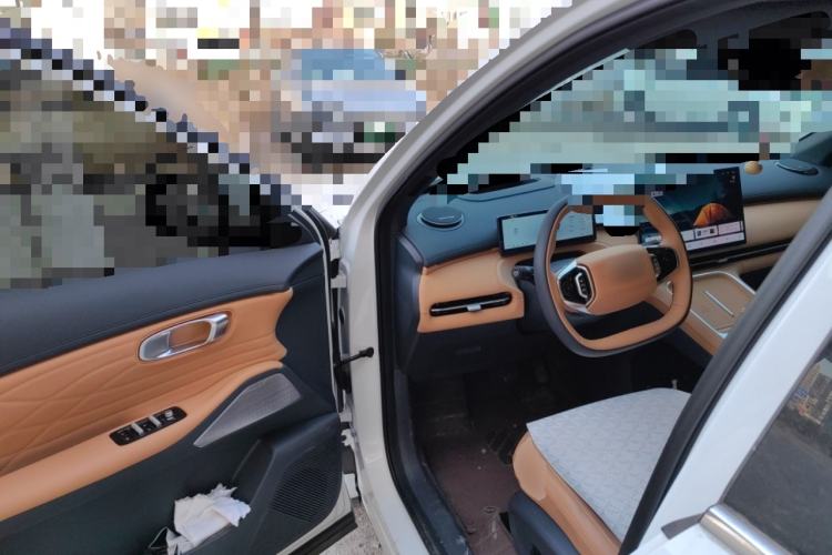 Used Geely Galaxy Galaxy Xingjian 7 EM-i 2025 120km Exploration+ Version