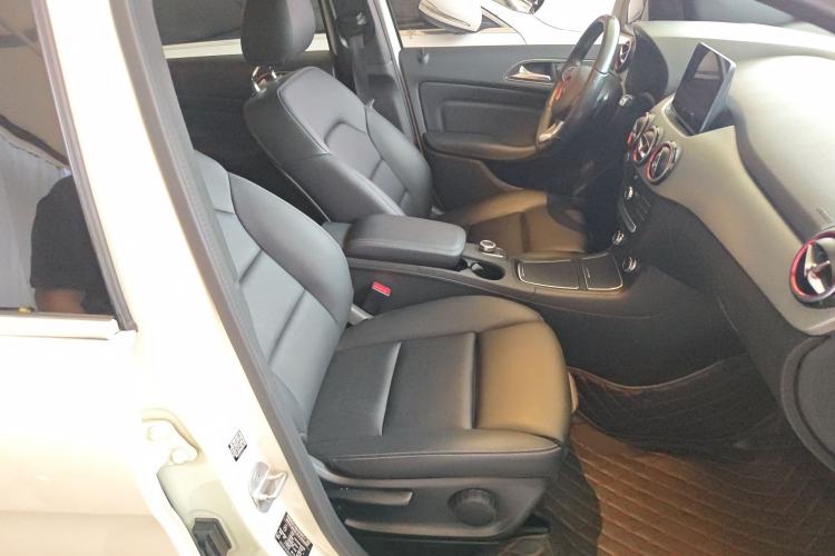 Used Mercedes-Benz B-Class 2017 B 200 Sport Edition
