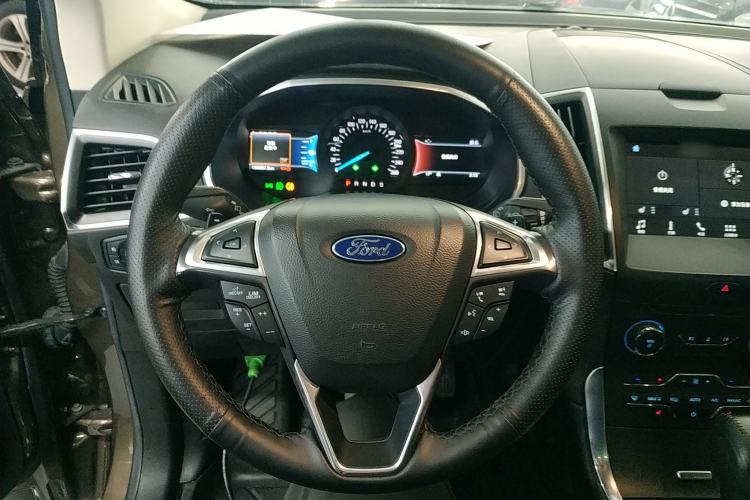 Used Ford Edge 2018 EcoBoost 245 Two-Wheel-Drive Titanium 7-Seater China V Standard