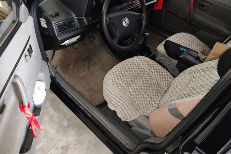 Used Volkswagen Santana Classic 2007 1.8L Jingchang Model
