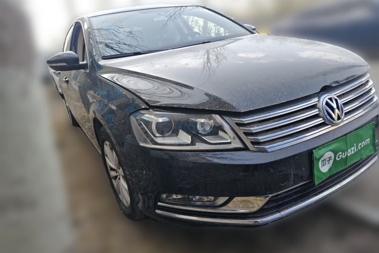 Used Volkswagen Magotan 2013 1.8TSI Luxury Model Front Right 45 Deg