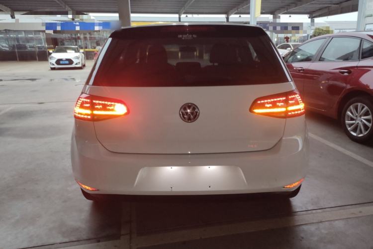 Used Volkswagen Golf 2016 1.6L Automatic Comfort Model
