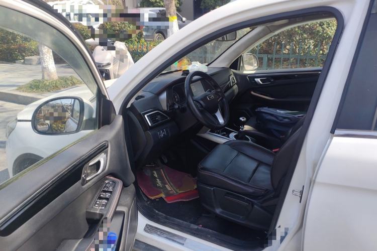 Used Zotye Domy X5 2015 1.5T Manual Luxury Version China IV Standard
