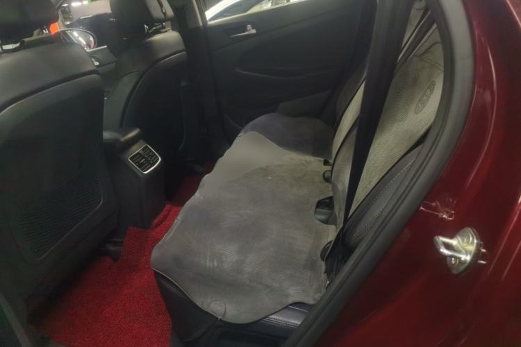 Used Hyundai Tucson 2018 1.6T Dual-Clutch Two-Wheel Drive 15th Anniversary Special Edition
