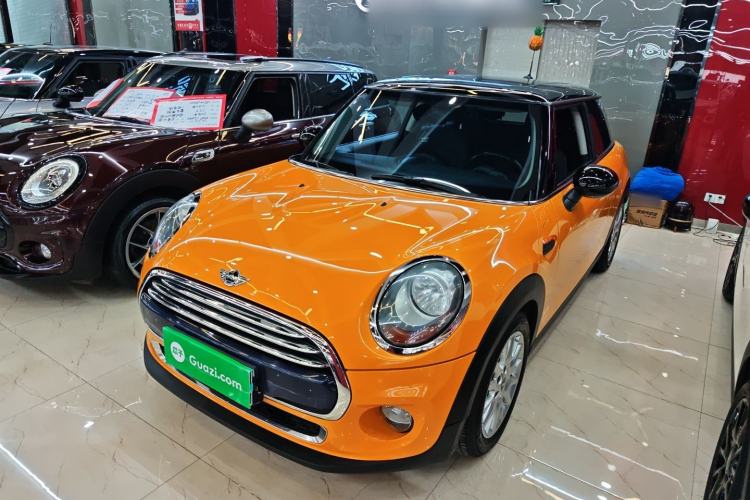 Used MINI MINI 2014 1.5T COOPER Fun
