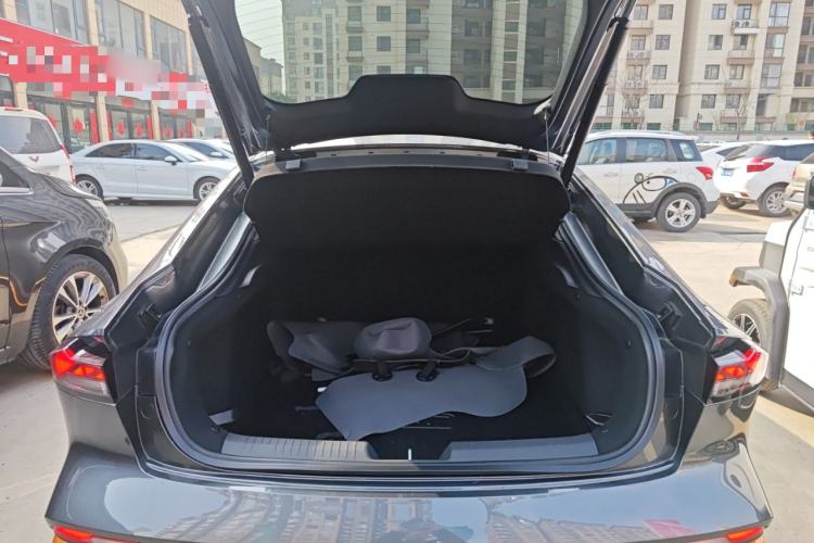 Used Changan UNI-V 2024 1.5T Prestige Sport Edition