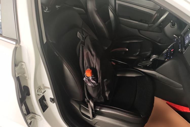 Used Hyundai Elantra (6th Generation / Lingdong) 2018 1.4T Dual-Clutch Xuan Dong · Dynamic Edition
