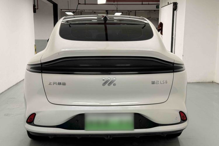 Used IM LS6 2023 Max Standard Edition
