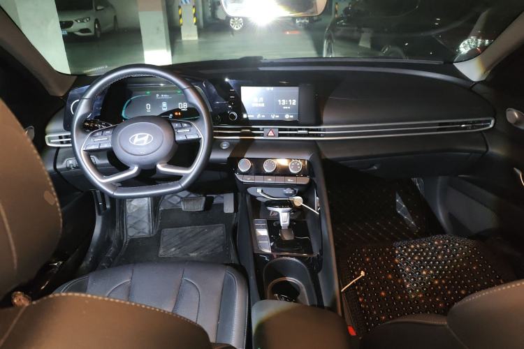 Used Hyundai Elantra 2023 1.5L CVT GLX Elite Edition