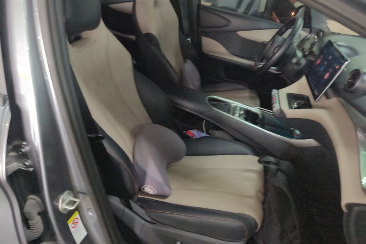 Used BYD Dolphin 2023 420 km Fashion Edition
