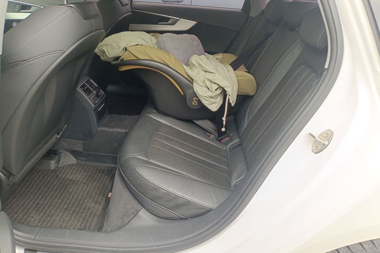 Used Audi A4L 2020 40 TFSI Fashion Dynamic Model Left Rear Seat