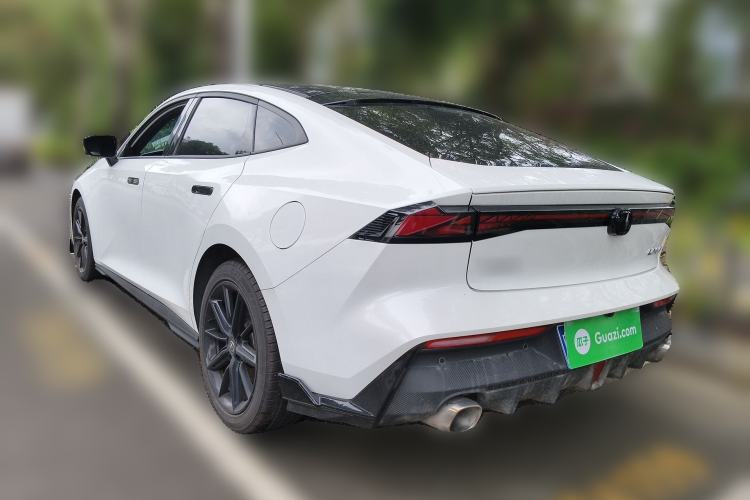 Used CHANGAN UNI-V 2022 1.5T Prestige Version
