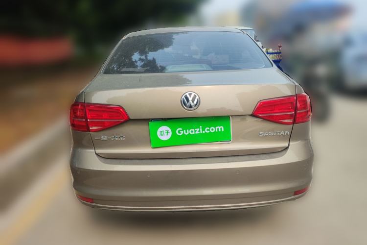 Used Volkswagen Sagitar 2015 1.6L Manual Comfort Model Rear