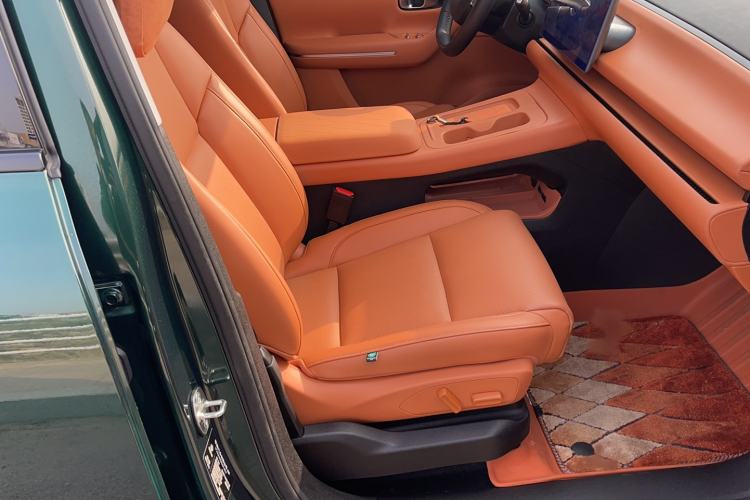 Used Leapmotor C16 2024 Range-Extended 200 Luxury Edition
