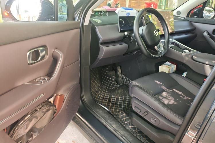 Used Leapmotor C16 2026 All-Electric 630 LiDAR Zhizun Edition 6 Seats
