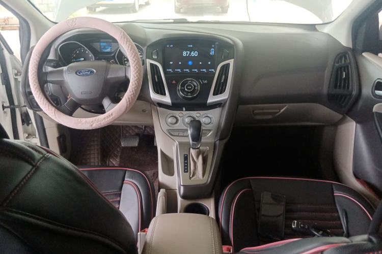 Used Ford Focus 2012 Sedan 1.6L Automatic Comfort Model
