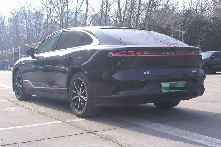 Used VOYAH PASSION 2024 PHEV Four-Wheel Drive Ultra-Long Range Executive Edition
