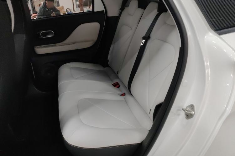 Used Chery QQ Domi 2025 Model 305km Comfort Edition Left Rear Seat