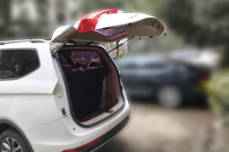 Used Baojun 730 2017 1.8L iAMT Prestige Version 7 Seats