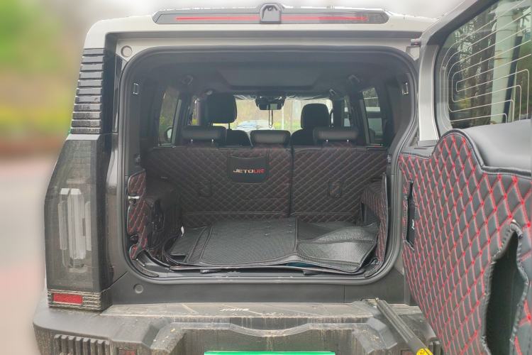 Used JETOUR Traveler 2023 2.0T All-Wheel Drive Conquer PRO
