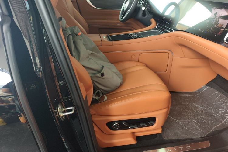 Used Hima AITO M9 2024 Range-Extended Max Edition 42 kWh 6-Seater Version