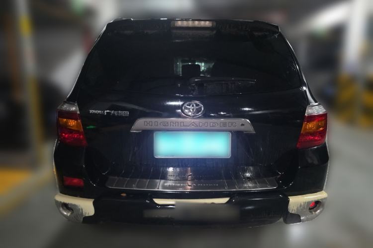 Used Toyota Highlander 2011 2.7L Two-Wheel Drive 7-Seater Luxury Edition