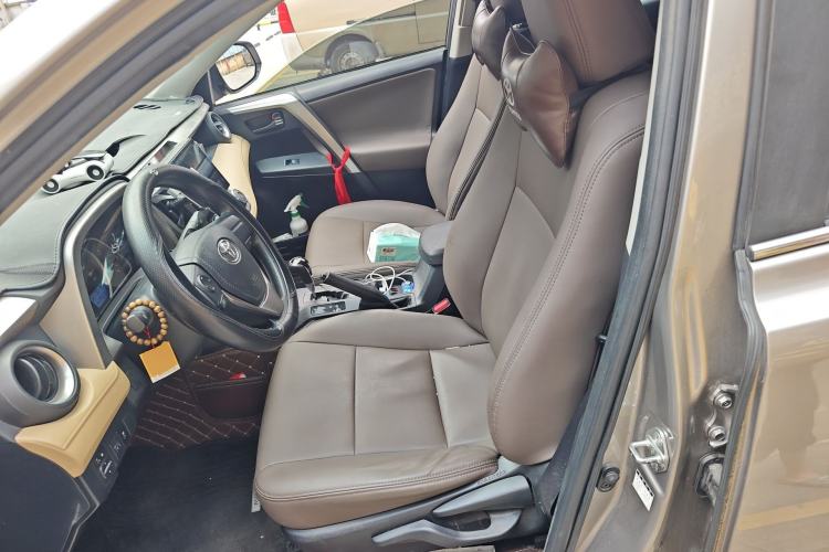 Used Toyota RAV4 2016 2.0L CVT Two-Wheel Drive Urban Edition China V Standard Left Front Seat