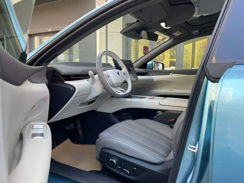 Used Deepal L07 2024 230Max Qiankun Intelligent Driving ADS SE Range-Extended Version — 37